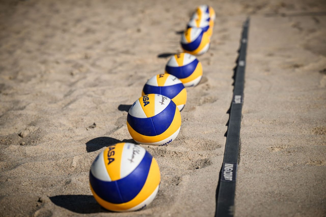 عنابي الشاطئية يتوج بلقب البطولة الآسيوية في إندونيسيا